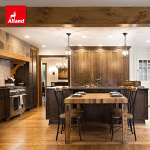 Cuisine rustique vintage avec armoires en chêne rouge à texture de montagne tigrée et plan de travail en granit pour les propriétaires - Product Image 1