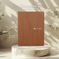 Carpeta de Cuero Suave con Cremallera y Diseño de Madera Natural para Documentos de Viaje, Tamaño A4
