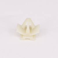 Clips de câble en plastique et nylon pour voiture améliorant l'efficacité Clips de retenue de type poussoir écologiques pour garniture de panneau de porte Clips automatiques 151-00848