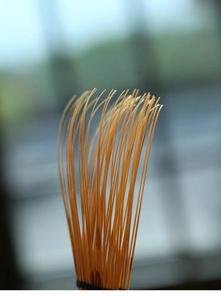 แปรงตี<span class=keywords><strong>ชา</strong></span>เขียวมัทฉะแบบดั้งเดิม ทำจากไม้ไผ่ชิเซ็นญี่ปุ่น สำหรับการเตรียมชาพิธีแบบดั้งเดิม รับผลิตตามสั่งขายส่ง - Product Image 2