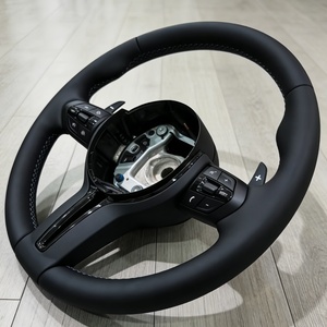 Vente flash pour <span class=keywords><strong>BMW</strong></span> E90 M3 M5 F10 F11 F15 F16 F20 F30 F31 F32 F36 E70 E71 Volant de voiture en cuir noir intégral - Product Image 4