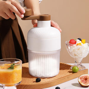 Máquina de Hielo Raspado Portátil Mini Manual al por Mayor, Pequeña Trituradora Doméstica para Batidos y Herramienta de Cocina - Product Image 1