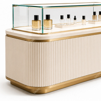 Vitrine et étagères de présentation de parfums de haute qualité, mobilier sur mesure pour boutiques et magasins de détail, design d'intérieur de boutique