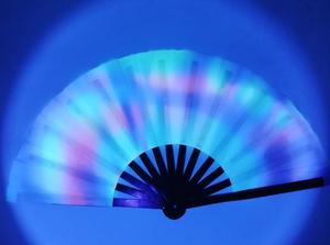 Ventiladores de Bambú Grandes de Alta Calidad con Efecto de Luz UV, Ventiladores de Neón Sensibles al Sonido para Regalos de Fiesta, Artesanías de Bambú - Product Image 3