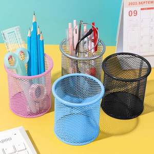 منظم مكياج ملون مخصص مع حامل فرشاة قلم رصاص شبكي من السلك ميزة حامل الأكواب - Product Image 6