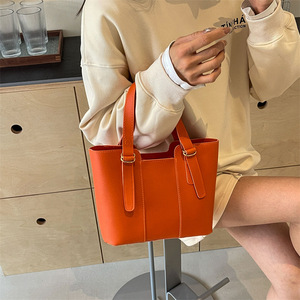 Fashion Handbag for Women New Early Spring <b>Work</b> Bucket <b>Bag</b> Leisure Versatile Shoulder <b>Bag</b> - Product Image 4