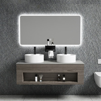 Meuble-lavabo mural double de grande taille de luxe européen Meuble-lavabo moderne en céramique et verre résistant à l'eau avec LED en acier inoxydable