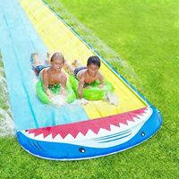 Toboggan aquatique gonflable en PVC pour usage extérieur résidentiel avec tapis pulvérisateur pour enfants