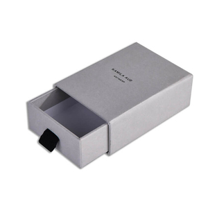 Caja de Anillos Personalizada con Impresión 'Yes I Do', Empaque de Cartón para Anillos de Boda con Relieve, Laminado Mate y Materiales Reciclados - Product Image 4