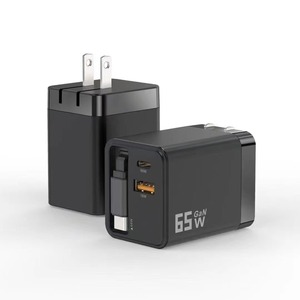 L'usine produit un <span class=keywords><strong>chargeur</strong></span> rapide PD65W 2C1A AU <span class=keywords><strong>avec</strong></span> câble qui peut <span class=keywords><strong>charger</strong></span> simultanément les téléphones mobiles, les ordinateurs et les tablettes - Product Image 3