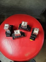 Lot de 4 My4n-d2 24 Vdc avec prise, neuf, produit d'origine avec une garantie d'un an