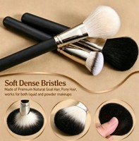DailyQueen Ensemble de 42 pinceaux de luxe BB avec strass |   Pinceau éventail à manche en bois avec poils synthétiques doux pour le visage et les yeux, pinceau inclus