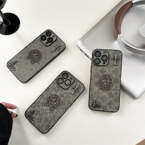 Custodia per <span class=keywords><strong>telefono</strong></span> con Design incrociato in metallo <span class=keywords><strong>di</strong></span> lusso per iphone 16 Pro Max Fashion Street Style per iphone 15 14 13 Pro Max - Product Image 1