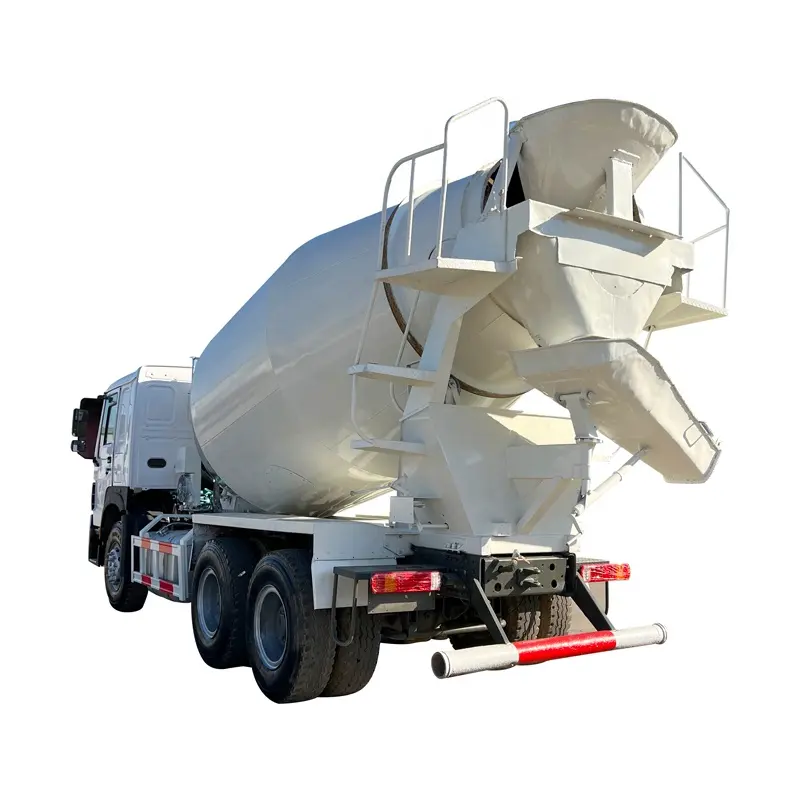 Diskon besar 10 cbm mixer beton memuat sendiri 6*4 truk mixer beton sinotruk howo untuk dijual