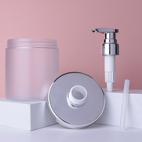 Bouteille de shampoing en plastique givré de haute qualité écologique 250 500 800ml avec pompe en argent de luxe