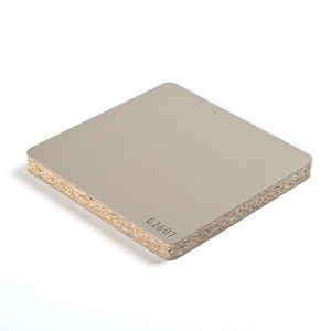 Grand stock de panneaux <span class=keywords><strong>OSB</strong></span> (Oriented Strand Board) personnalisables en couleur et en taille pour l'industrie du meuble, de l'emballage, de la construction et de la décoration - Product Image 3