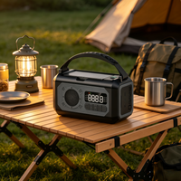 Linterna LED SOS Portátil de 10000 mAh con Manivela Solar de Emergencia, Dinamo Duradero de ABS, Cargador de Celular y Radio Meteorológica