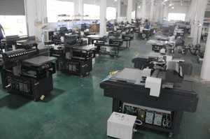 Imprimante Uv numérique de <span class=keywords><strong>petite</strong></span> <span class=keywords><strong>taille</strong></span> 6090 imprimante UV numérique multifonction à jet d'encre 6090 pour l'impression de coques de téléphones et tablettes - Product Image 5