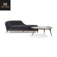 Beliebtes Deimos Designer Sofa-Set mit Holzbeinen, Mikrofaser-Stoff, Moderne Luxus-Wohnzimmergarnitur