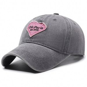 หมวกเบสบอลปักลาย Pink Love แบบ 6 แผง ผ้าฝ้าย 100% ทรงลำลองสำหรับทุกเพศ พร้อมหัวเข็มขัดโลหะ ใช้ได้ทุกฤดู - Product Image 4
