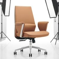 Chaises de direction en cuir modernes pour bureau, idéales pour la gestion commerciale contemporaine et le travail économique