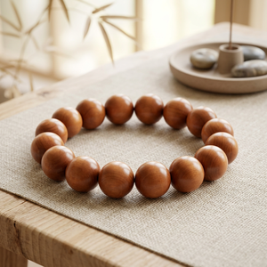 Perles de prière artisanales pour le poignet - Perles de prière en bois de santal et en bois, forme ronde, marque Riddhi Siddhi, fabriquées au Rajasthan - Product Image 1