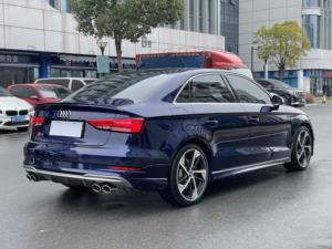 La <span class=keywords><strong>Limousine</strong></span> <span class=keywords><strong>Audi</strong></span> <span class=keywords><strong>S3</strong></span> 2.0T 2019, un véhicule essence professionnel, a un <span class=keywords><strong>prix</strong></span> d'exportation relativement bas. - Product Image 4