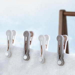 Pinces <span class=keywords><strong>à</strong></span> <span class=keywords><strong>linge</strong></span> modernes et simples, coupe-vent, pour chaussettes et sous-vêtements, motif patte de chat, en plastique <span class=keywords><strong>sans</strong></span> trace, modèle de <span class=keywords><strong>marque</strong></span> OEM, vente en gros - Product Image 3