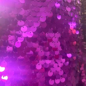 2024 Hot Phong Cách Nhà Sản Xuất Bán Hàng Trực Tiếp Thoáng Khí 9Mm Sequin Thêu Ren Vải Cho Cô Gái Dệt Kim Kỹ Thuật Cho Đám Cưới - Product Image 5