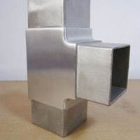 Fabricant professionnel de moules d'emboutissage pour quincaillerie, profilés en plastique et aluminium, barres de jonction, profilés de jonction pivotante et profilés de jonction universelle