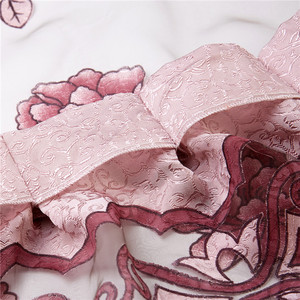Voile en tissu rouge et de fleurs, jupe en macramé brodée très élégante, style nordique, pour décoration de maison - Product Image 3