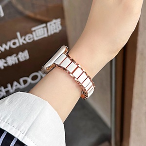 Compatibile con <span class=keywords><strong>Apple</strong></span> <span class=keywords><strong>Watch</strong></span>, cinturino CHARM a tre perle in resina effetto ceramica con chiusura a farfalla 12345679 <span class=keywords><strong>SE</strong></span> - Product Image 5