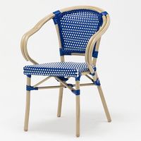 Chaises de bistrot en rotin tressé d'extérieur européennes en gros d'usine avec cadre en aluminium blanc et bleu pour patio et salle à manger