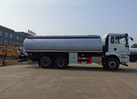 Camion-citerne à carburant diesel QTD Delong 6X2, capacité 18,7 m³, pour rinçage de puits, 25 tonnes de masse totale, conduite à gauche, pour champ pétrolier