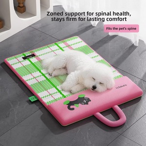 แผ่นรองนอนสำหรับสัตว์เลี้ยงแบบกันน้ำสำหรับฤดูร้อน  สำหรับสุนัขและแมว  แบบสองด้าน ระบายอากาศได้ดี พับเก็บได้ ลายสก็อต  บรรจุใยฝ้าย PP - Product Image 3