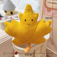 Feuille d'érable en peluche colorée, décoration de canapé à la maison, feuille d'érable suspendue, feuille de ginkgo, coussin en peluche doux