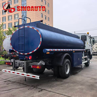 Prix Usine Nouveau Camion Citerne Sinotruk Howo 4x2 10000L 10CBM pour Transport de Carburant, Essence, Diesel et Remise en Carburant Mobile