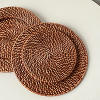 Assiettes de présentation en rotin naturel tressé à la main de 13 pouces pour la décoration de table de mariage, plateau de service en osier style bohème