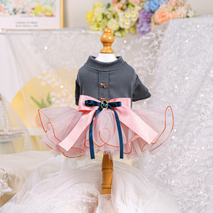 Elegante Vestido de Novia de Encaje de Manga Larga para Perros Pequeños, Vestido Premium para Mascotas, Ropa para Cachorros y Gatos - Product Image 6