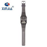 Serin erkekler Modern dijital spor İngilizce konuşurken körü için izle