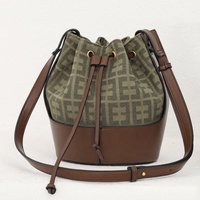 Sac à bandoulière en cuir de luxe léger personnalisé pour femmes sac à bandoulière imperméable de couleur unie