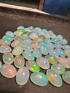 Cabujones de ópalo etíope de calidad hermosa, venta al por mayor, cabujones de ópalo etíope de forma ovalada de tamaño uniforme sueltos - Product Image 3
