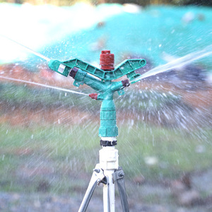 DaringFish Arroseur oscillant en PP de 1 pouce, rotatif à 360 degrés, contrôlable, pour pelouse, jardin et agriculture - Product Image 3