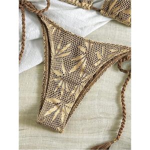 Conjunto de bikini bohemio de 2 piezas para mujer, con diseño hueco, de ganchillo, halter, con lazos laterales y corte alto, estilo cheeky. - Product Image 5