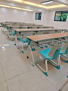 Ensemble de chaises et de bureaux scolaires modulaires commerciaux avec table pliante coulissante et mobile, durable et écologique, pour les séminaires scolaires et les études - Product Image 6