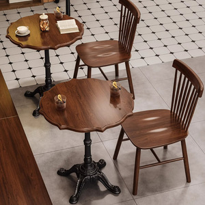 Nueva combinación de mesa y silla de madera maciza de Café Chino, tienda de repostería retro, postre, tienda de té de la leche, silla de ratán, mesa redonda pequeña - Product Image 3