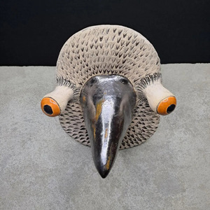 Máscara de Paloma de estilo moderno para colgar en la pared, artesanías de resina, diseño único de pájaro para el hogar, sala de estar decoraciones para, nuevo producto transfronterizo - Product Image 4