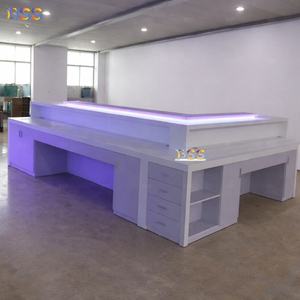 Ideas de diseño geniales <span class=keywords><strong>para</strong></span> mostradores de recepción en parques infantiles: Mostrador de recepción LED en forma de L, personalizado, blanco, Krion, <span class=keywords><strong>para</strong></span> gimnasios, hoteles y oficinas. - Product Image 4