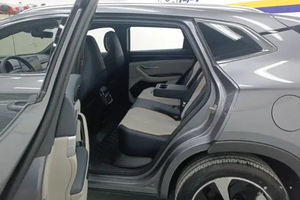 2024 <span class=keywords><strong>2022</strong></span> BYD Song Plus DMI Plug-in Hybrid SUV Nouvelle arrivée 160KM Flagship Boîte de vitesses automatique Électrique Voiture d'occasion Conduite à gauche Chine - Product Image 6