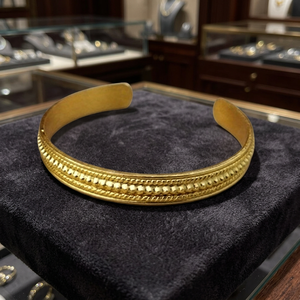 Handmade Classic Cuff <b>Bracelets</b> in Gold Plated Brass (<b>Copper</b> Alloy) Unisex Elegant Style with Classic Design No Stones - Product Image 3